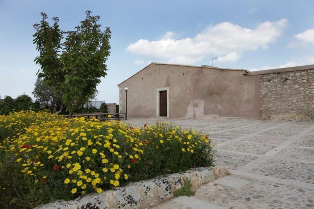 Eremo Madonna Delle Grazie Guest House Avola Exterior foto